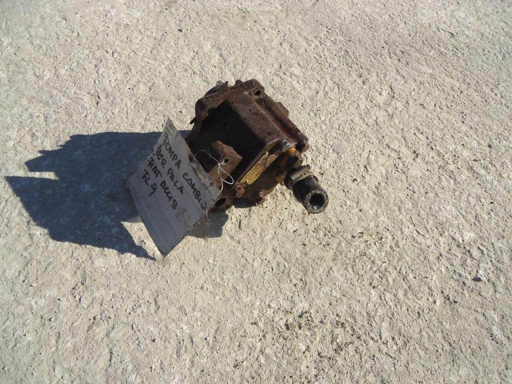 Pompa idraulica cambio per Fiat Allis FL9 Foto 2