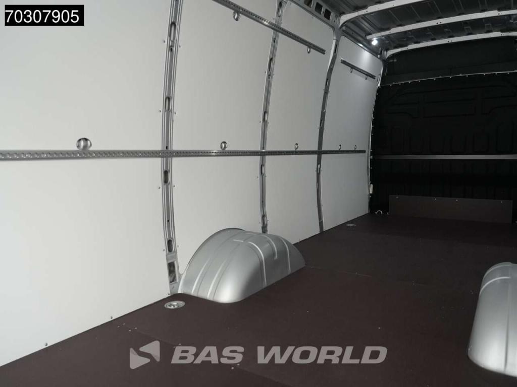 Iveco Daily 35C21 3.0L Automaat L4H2 210PK Dubbellucht ACC LED Airco Camera Parkeersensoren CarPlay Stoel Foto 12