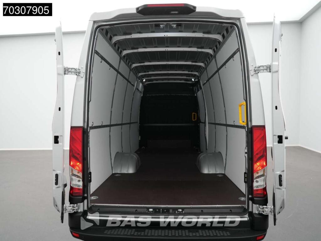 Iveco Daily 35C21 3.0L Automaat L4H2 210PK Dubbellucht ACC LED Airco Camera Parkeersensoren CarPlay Stoel Foto 9