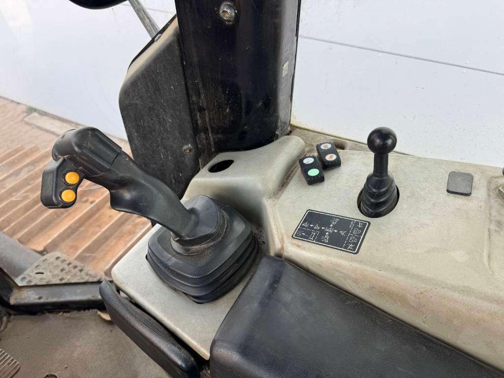 Caterpillar D6N LGP - German Machine / Folding Blade Foto 11