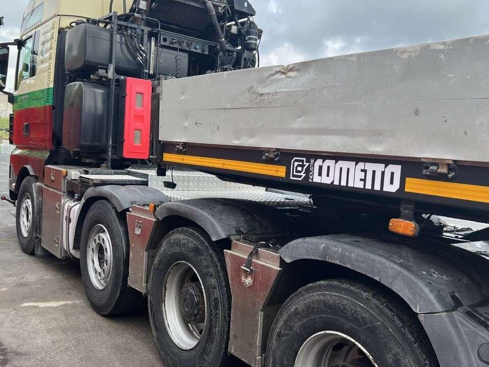 Man TGX 41.680 - 8X4 Foto 3