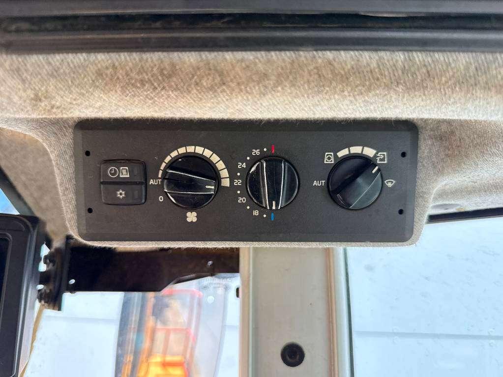 Volvo L180H - Automatic Greasing / Camera Foto 11