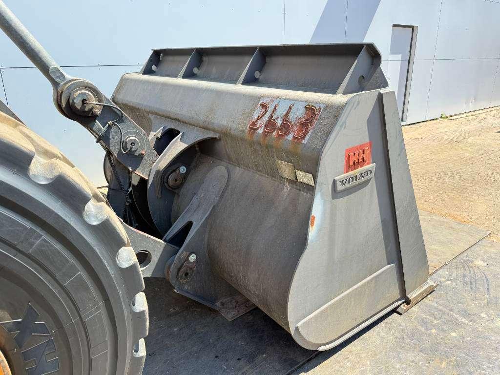 Volvo L180H - Automatic Greasing / Camera Foto 14