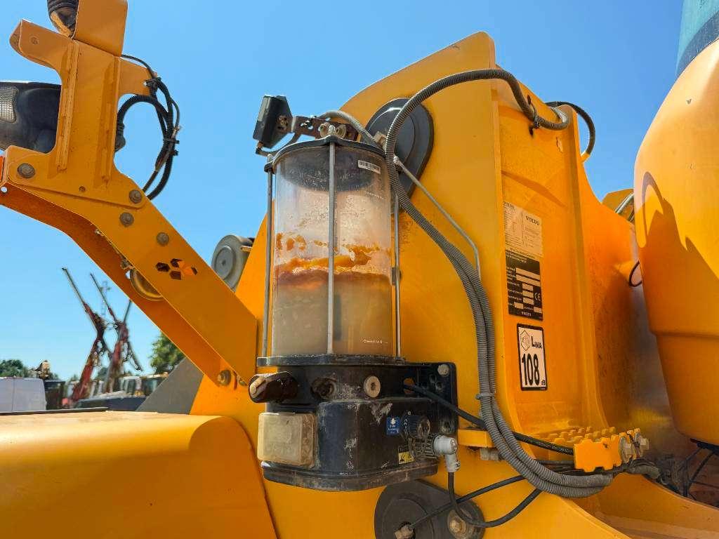 Volvo L180H - Automatic Greasing / Camera Foto 22