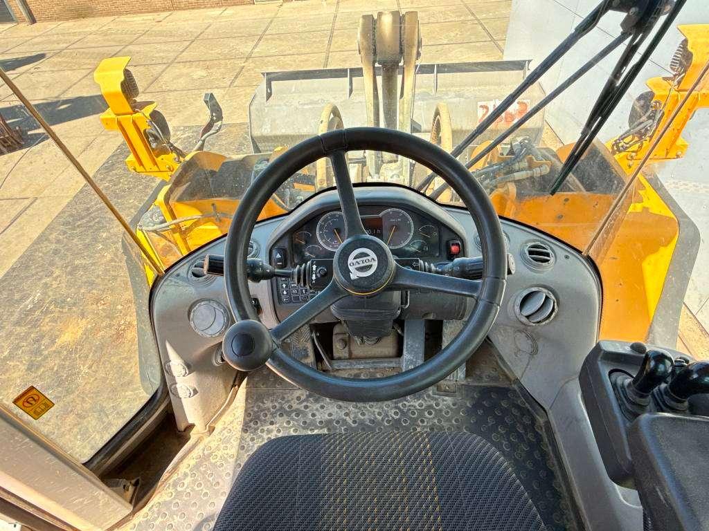 Volvo L180H - Automatic Greasing / Camera Foto 7