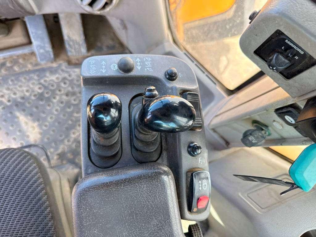 Volvo L180H - Automatic Greasing / Camera Foto 8