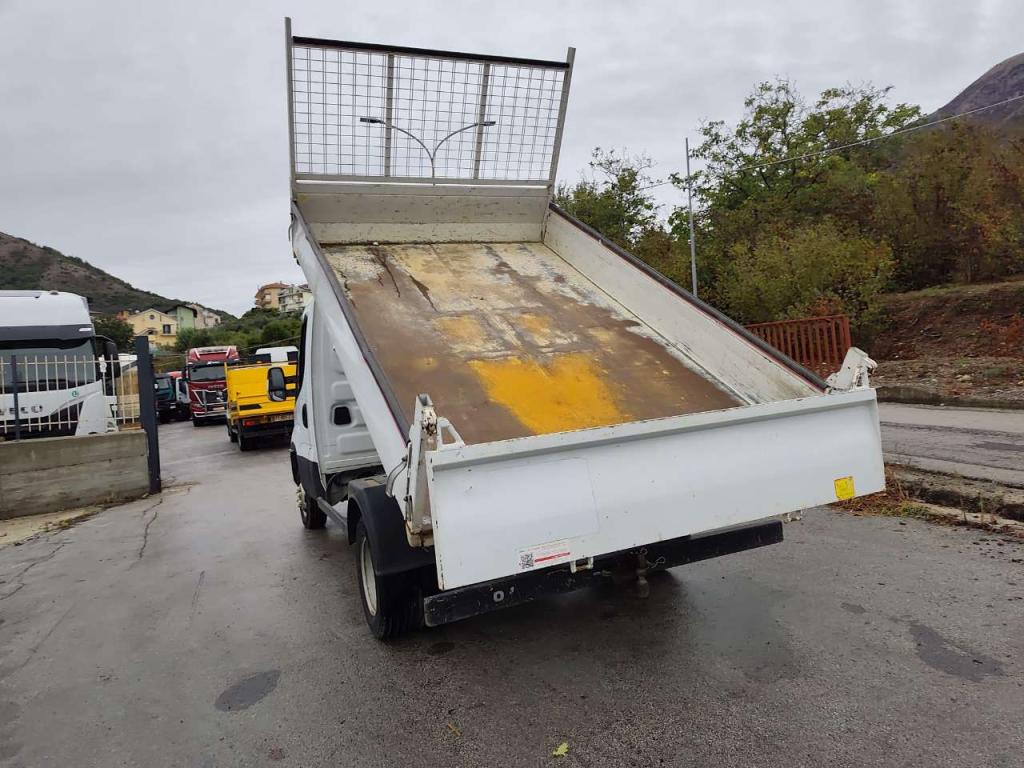 Iveco DAILY 35-140 Foto 28