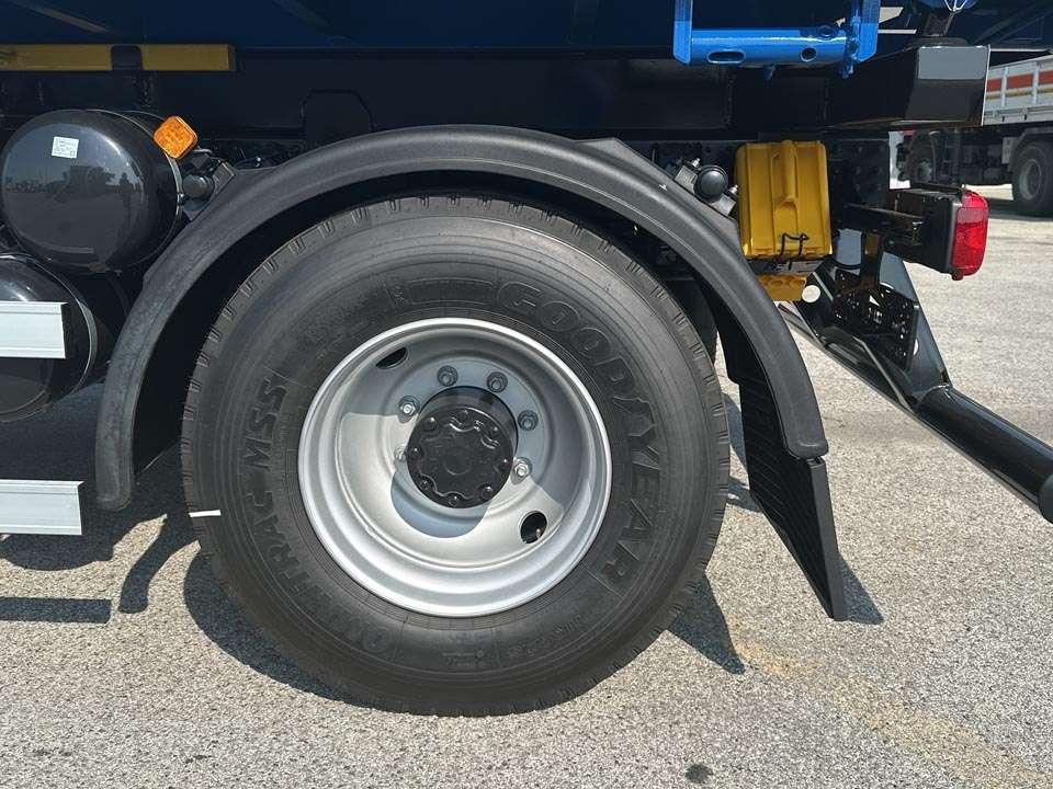 Man TGM 13.250 4x4 Foto 10