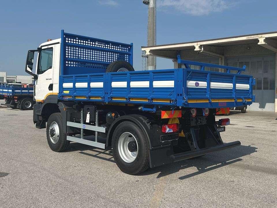 Man TGM 13.250 4x4 Foto 3