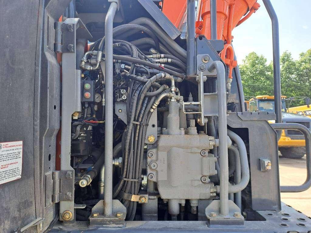 Hitachi ZX170W-5B Foto 20