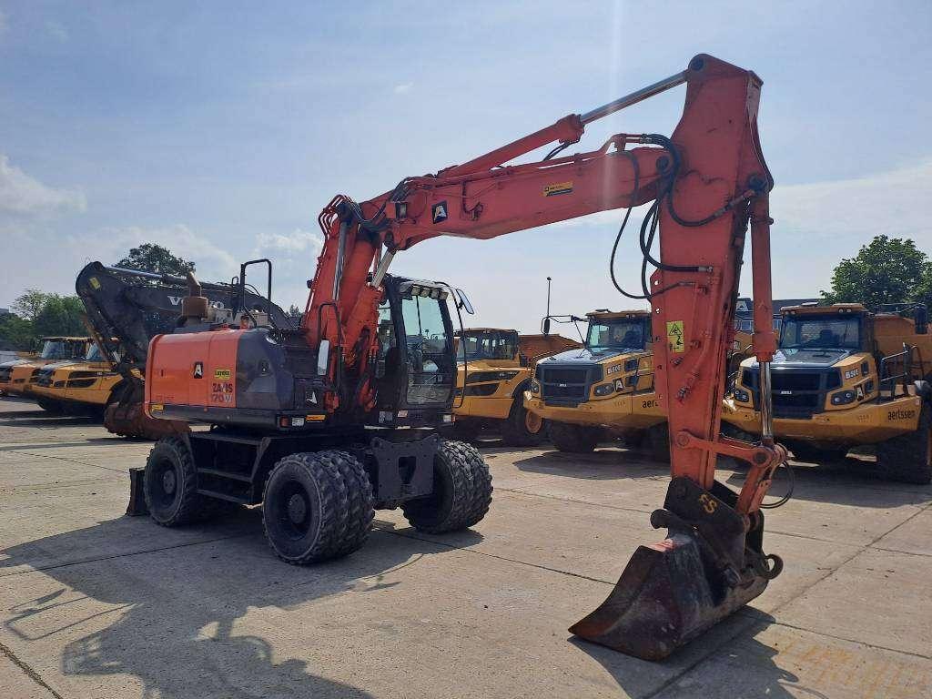 Hitachi ZX170W-5B Foto 6