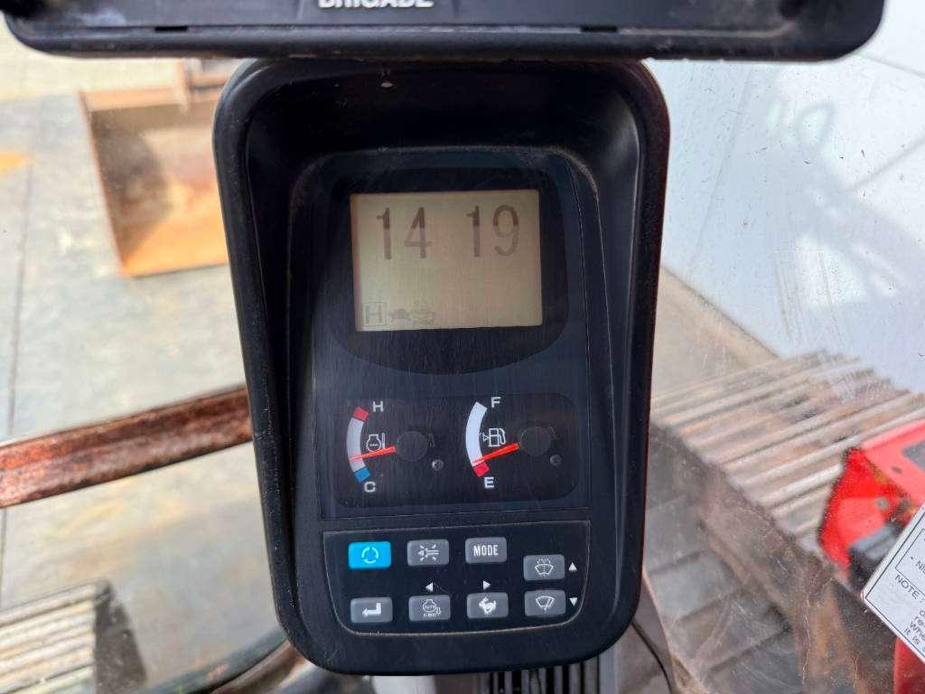 New Holland Kobelco E235B SR-2 - 360° Camera / Hammer lines Foto 16