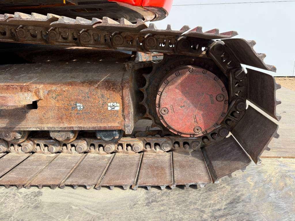 New Holland Kobelco E235B SR-2 - 360° Camera / Hammer lines Foto 25