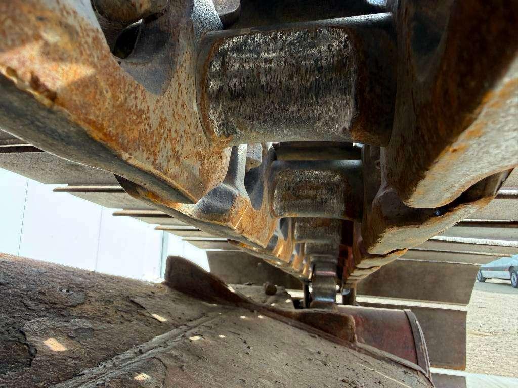 New Holland Kobelco E235B SR-2 - 360° Camera / Hammer lines Foto 28