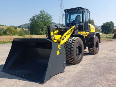 New Holland W170D in vendita da Omeco Spa
