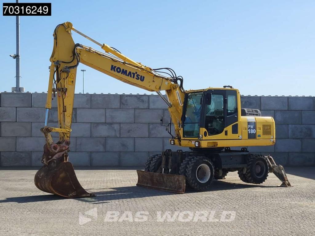 Komatsu PW180 -7E0 OUTRIGGERS + BLADE Foto 2
