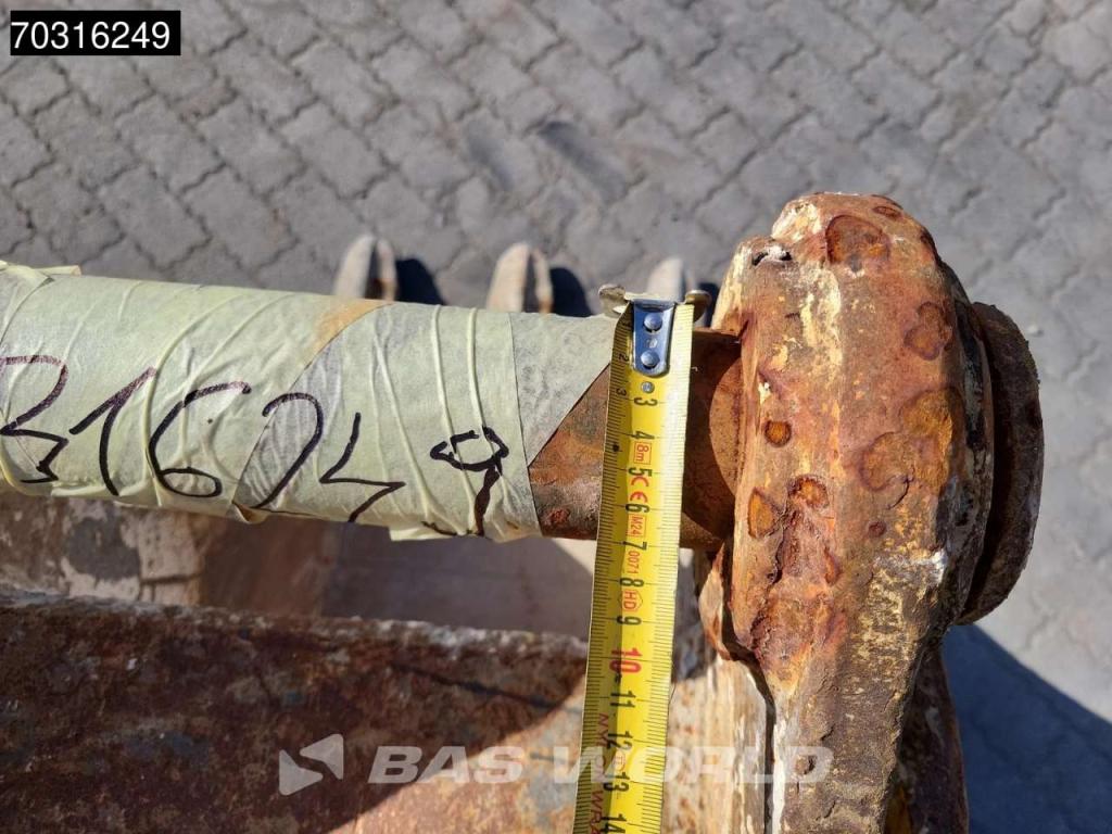 Komatsu PW180 -7E0 OUTRIGGERS + BLADE Foto 25