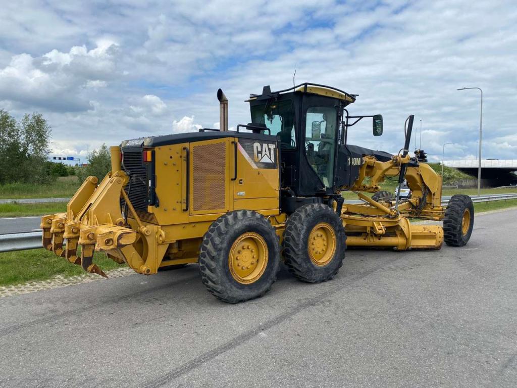Caterpillar 140M Ripper + Pushblock Foto 4