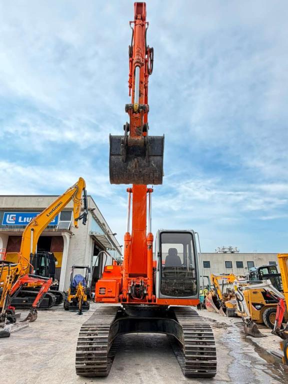 Fiat Kobelco EX235 Foto 2