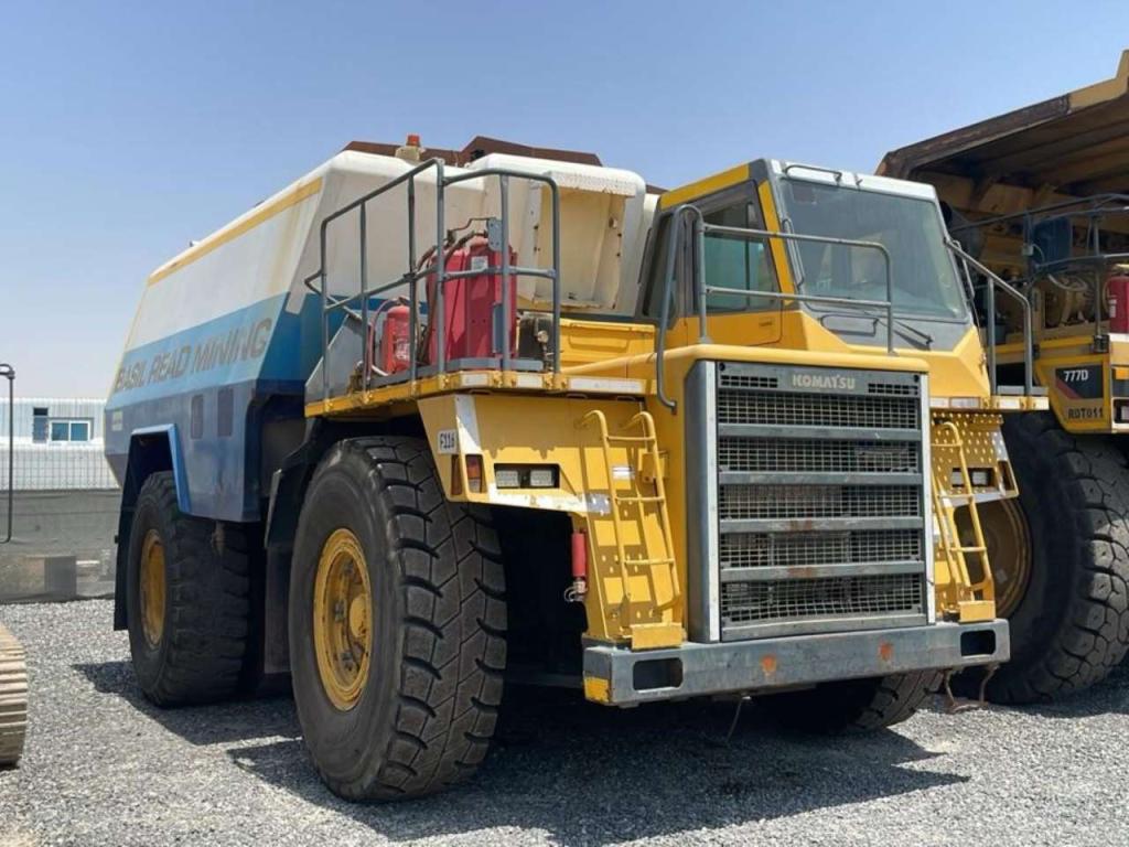 Komatsu HD465-7 Foto 1