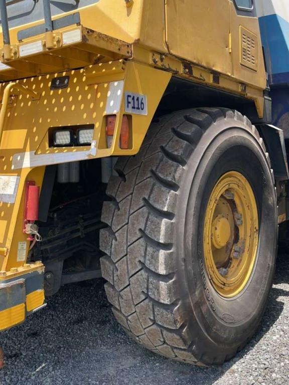 Komatsu HD465-7 Foto 2