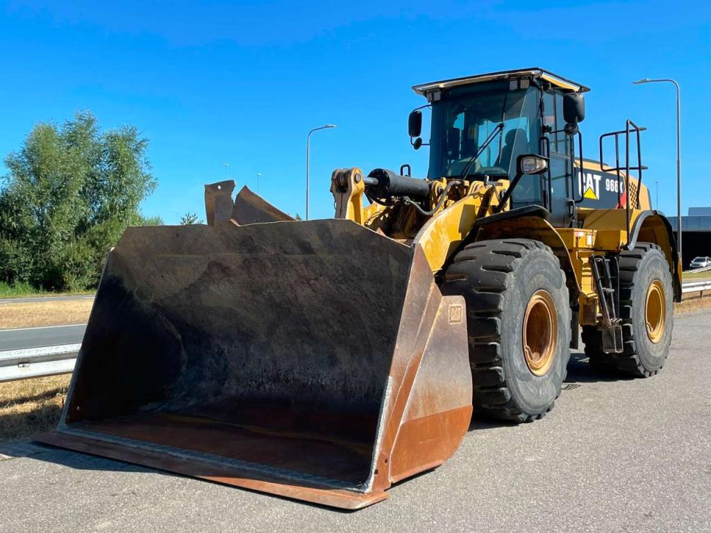 Caterpillar 966K Foto 2