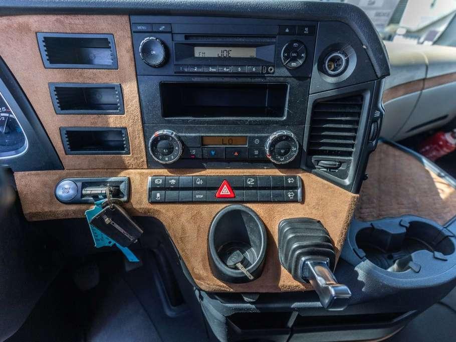 Mercedes-Benz ACTROS 1845 LS Foto 16