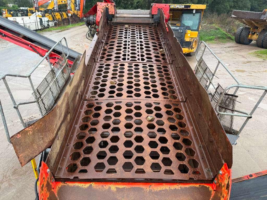 Terex - Finlay 883 - Automatic Greasing / Caterpillar Engine Foto 24