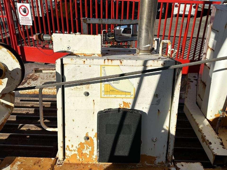 Liebherr RL 22 B Foto 12