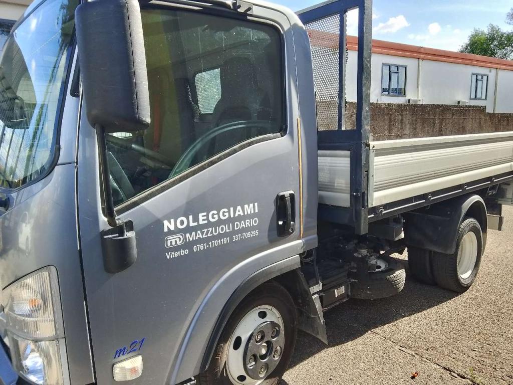 Isuzu N1R 87A Foto 2