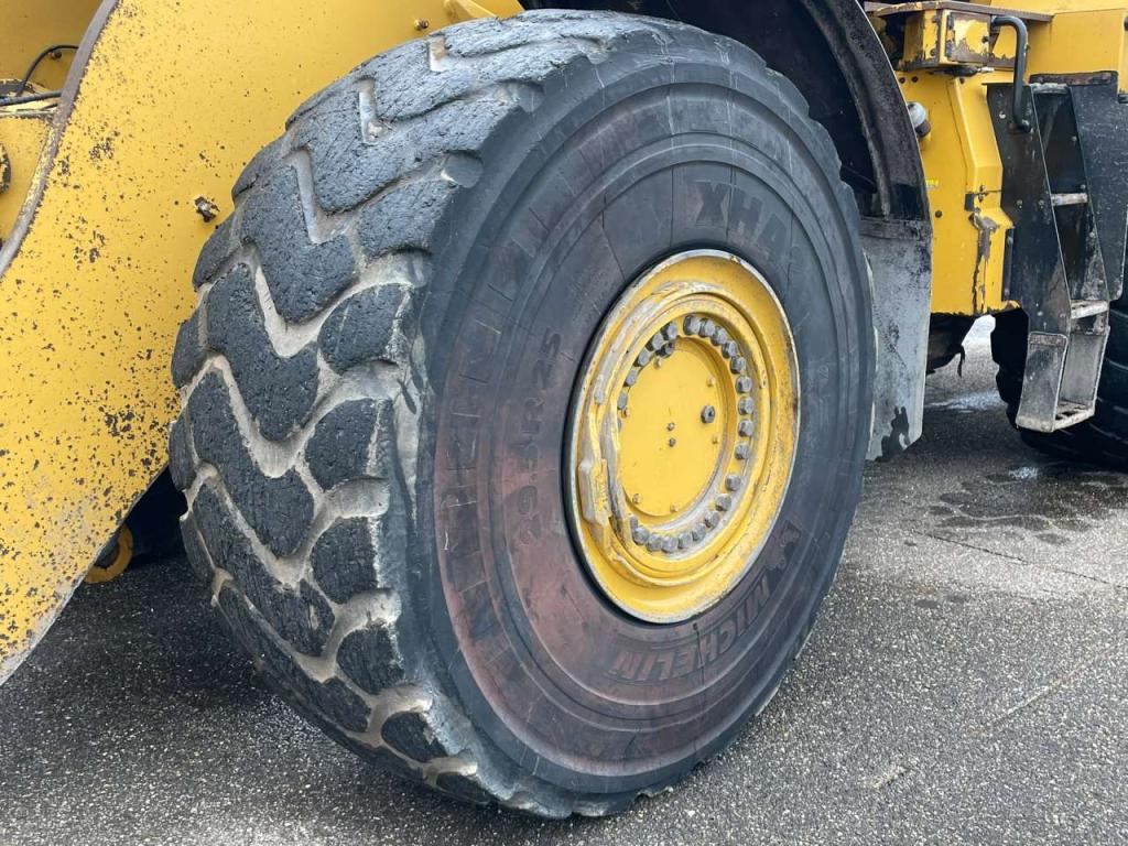 Caterpillar 980M | New Bucket Foto 12