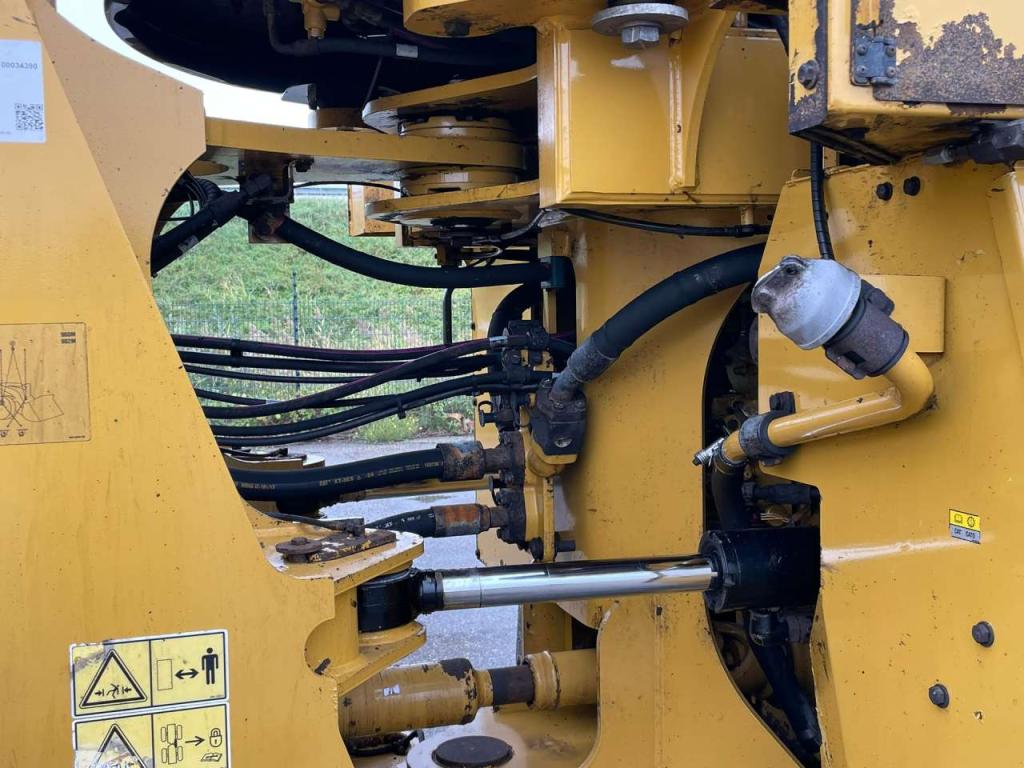 Caterpillar 980M | New Bucket Foto 16