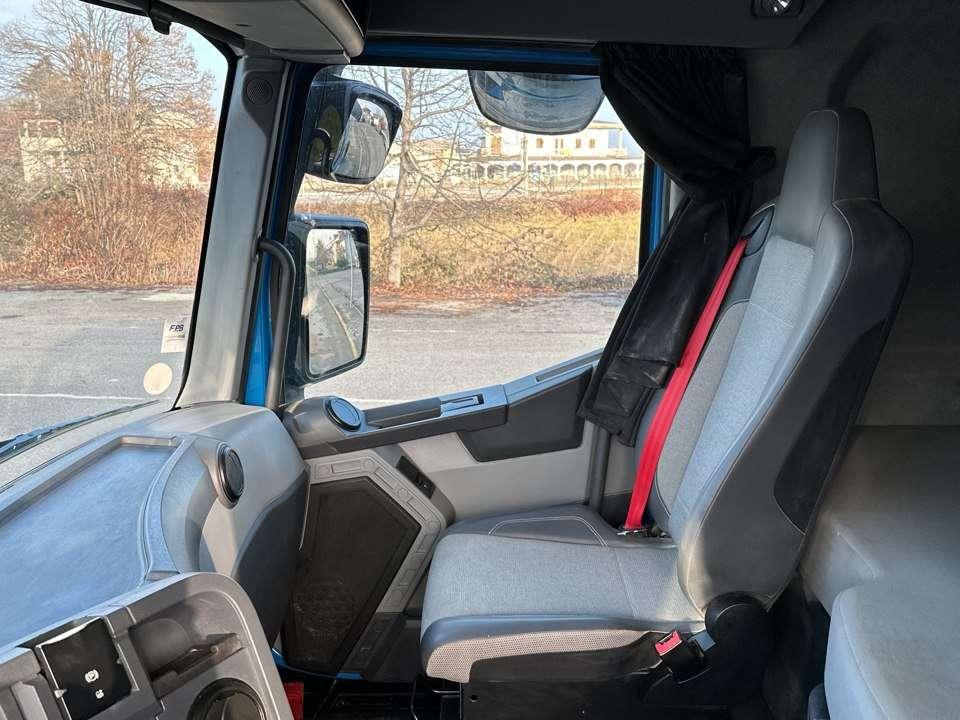 Renault Kerax  K 460  4x2 Foto 15