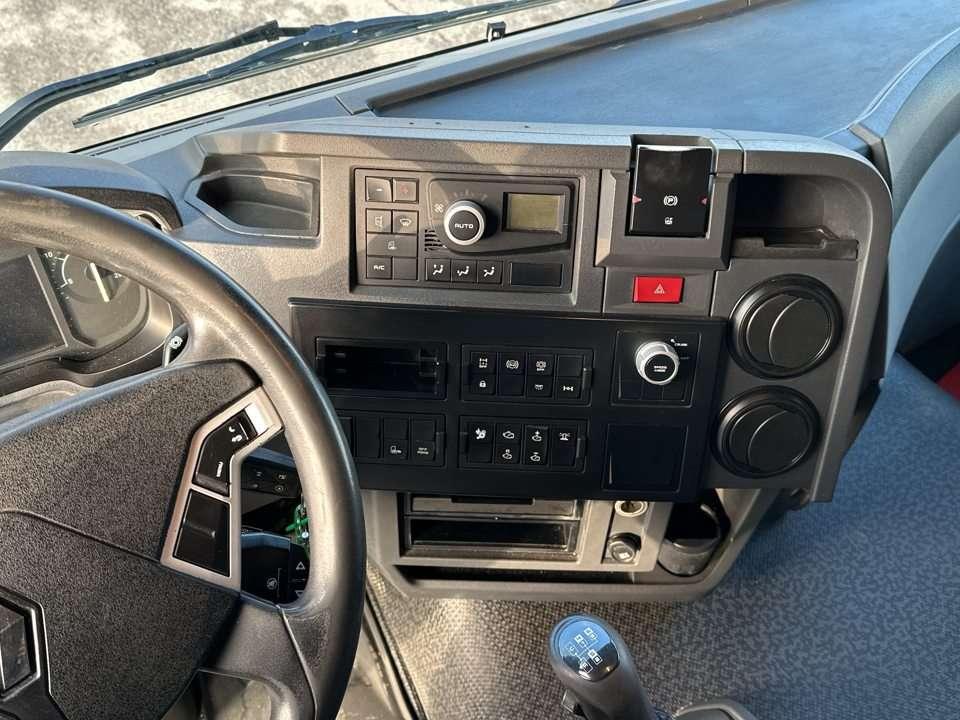 Renault Kerax  K 460  4x2 Foto 16