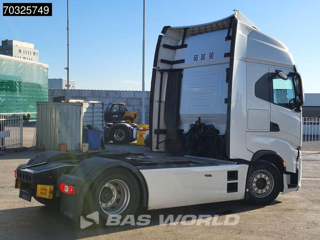 Iveco S-Way 510 4X2 2xTanks Standklima ACC Navi Foto 5