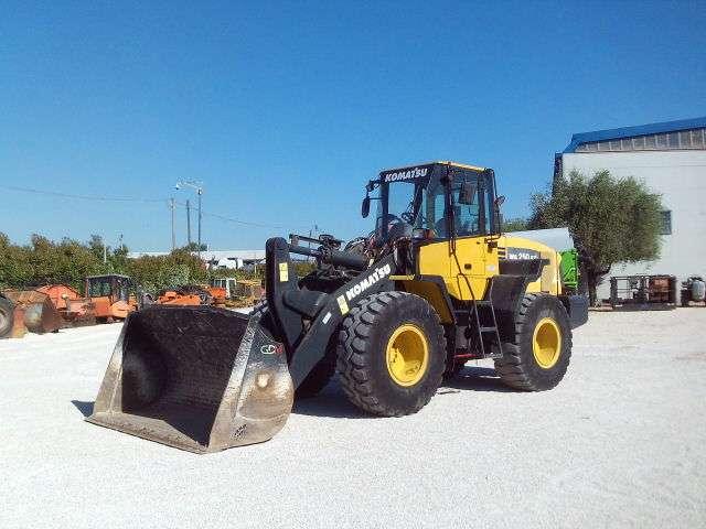 Komatsu WA250-5 Foto 1