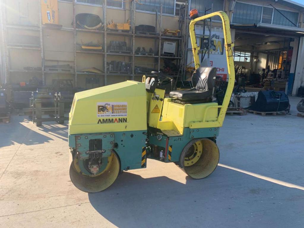 Ammann AV12E Foto 1