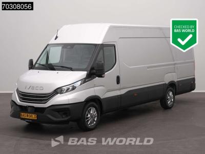 Iveco Daily 35S21 3.0L Automaat L3H2 210PK ACC LED Airco Camera Parkeersensoren CarPlay Stoelverwarming 3 in vendita da BAS World B.V.