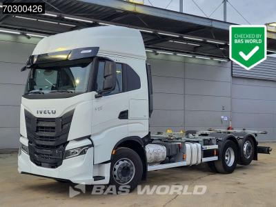 Iveco S-Way 510 6X2 Retarder Full Air Lift Axle BDF Euro 6 in vendita da BAS World B.V.