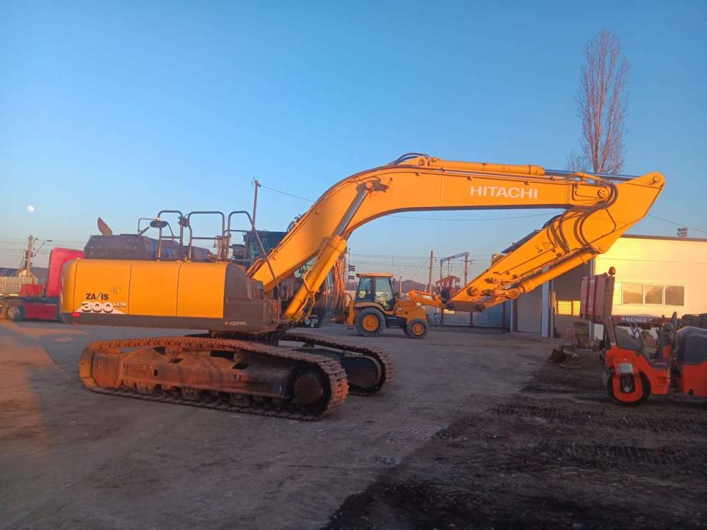 Hitachi ZX300LCN-6 Foto 2