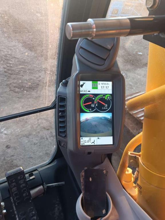Hitachi ZX300LCN-6 Foto 6