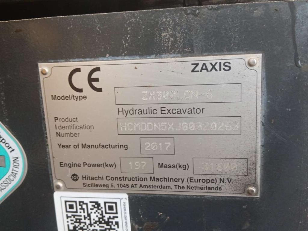 Hitachi ZX300LCN-6 Foto 8