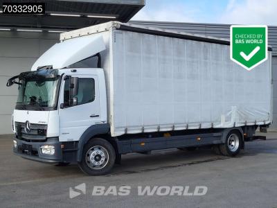 Mercedes-Benz Atego 1524 4X2 15tonner curtainsides 1500kg Ladebordwand Automatic Airco Euro 6 in vendita da BAS World B.V.