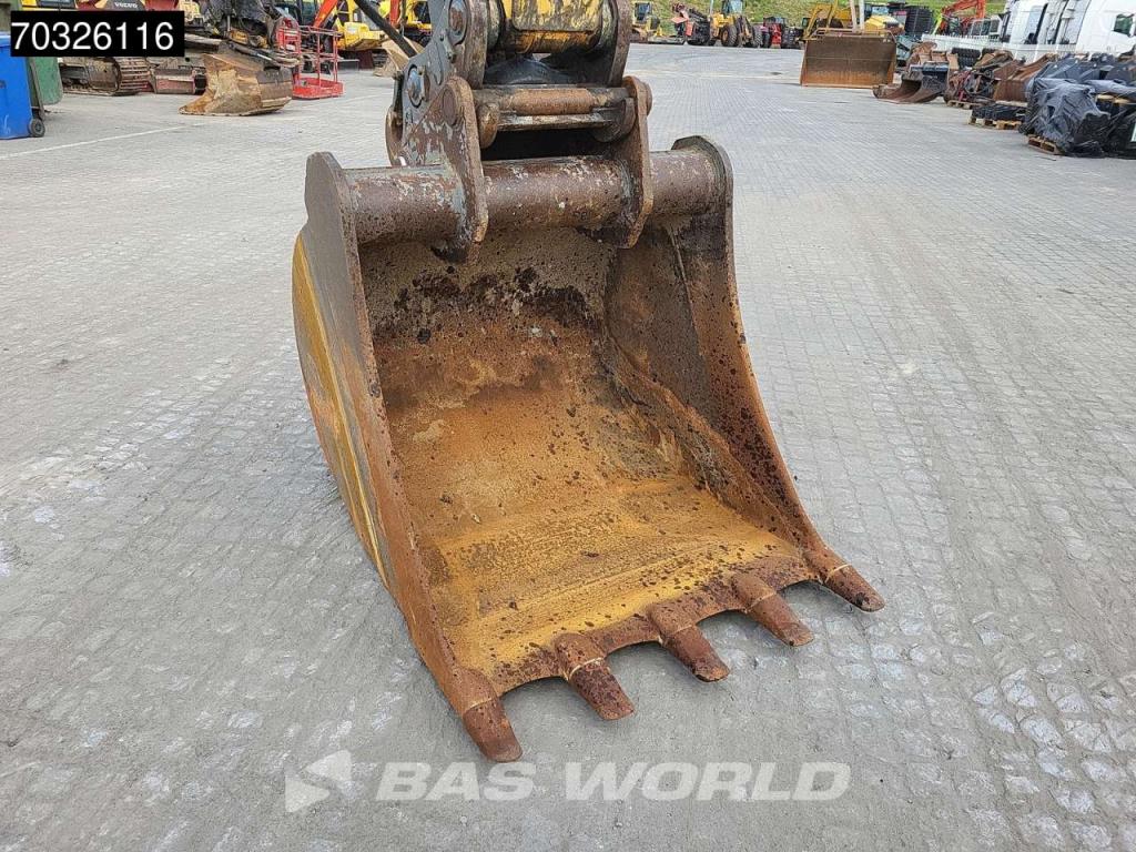 Liebherr R922 LC Foto 14