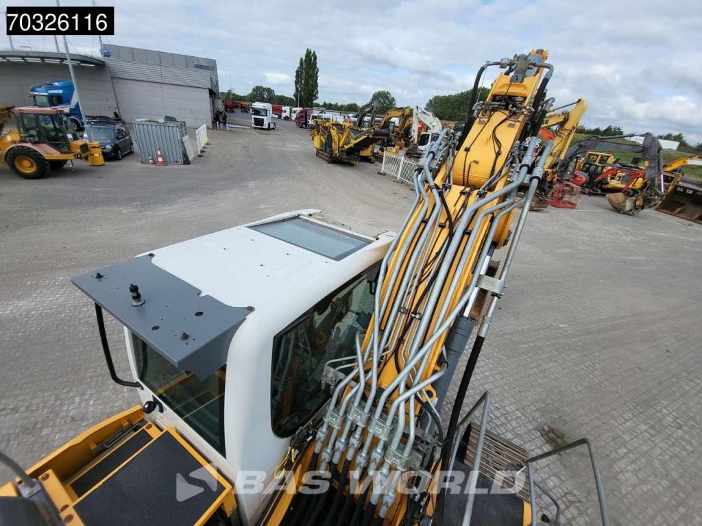 Liebherr R922 LC Foto 25