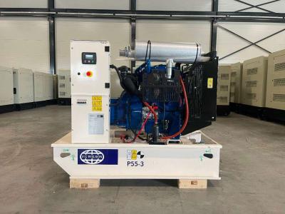 FG Wilson P55-3 - 55 kVA Open Genset - DPX-16005-O Foto 1