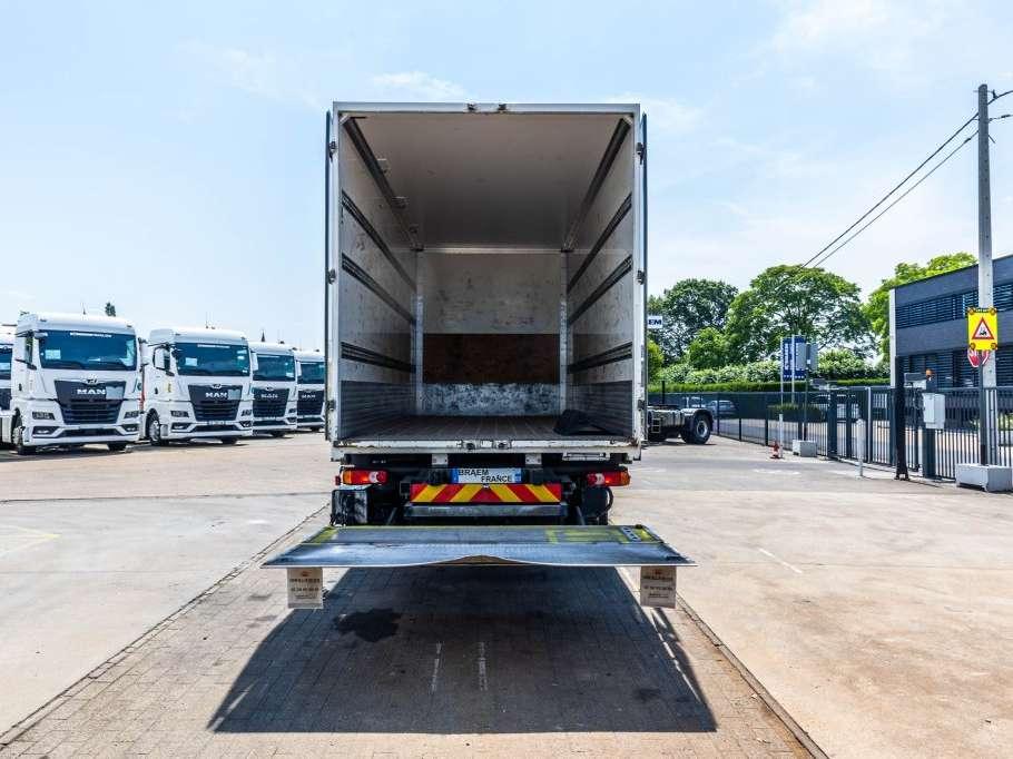 Renault D14 250 + DHOLLANDIA Foto 10