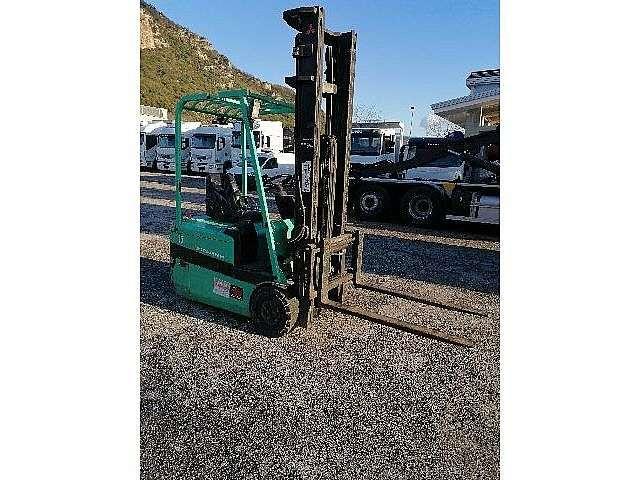 Mitsubishi Carrello elevatore diesel Foto 3