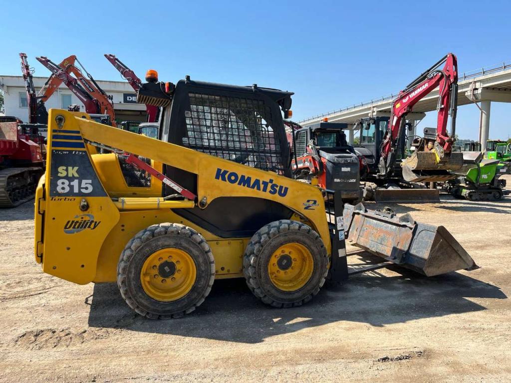 Komatsu SK 815 Foto 3