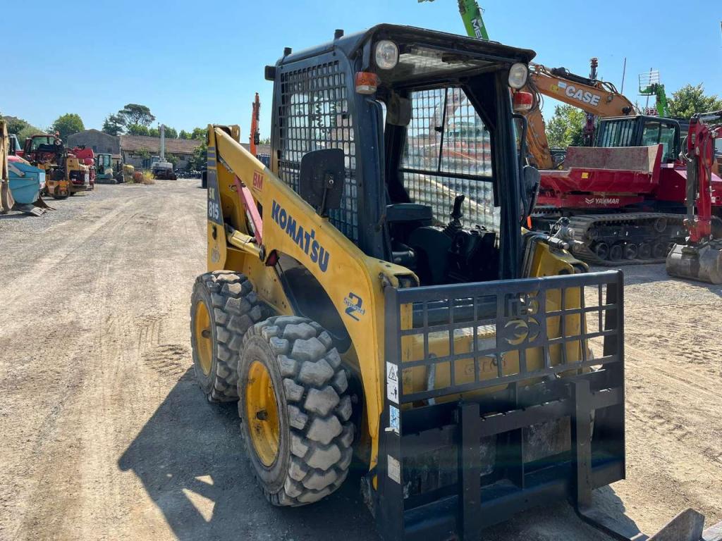 Komatsu SK 815 Foto 9